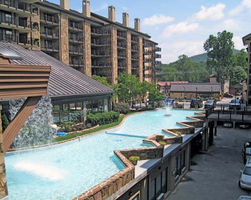 Gatlinburg Town Square Resort - 2 Nights – photo 7