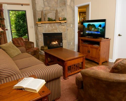 Gatlinburg Town Square Resort - 2 Nights – photo 10