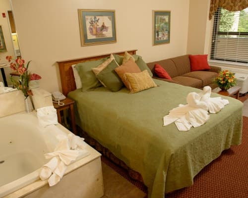 Gatlinburg Town Square Resort - 2 Nights – photo 28