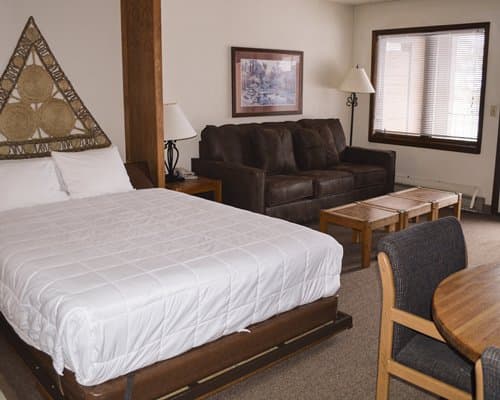 Sapphire Resorts @ Inn at Silvercreek – photo 8