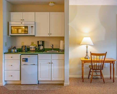 The Suites at Eastern Slope Inn – photo 7