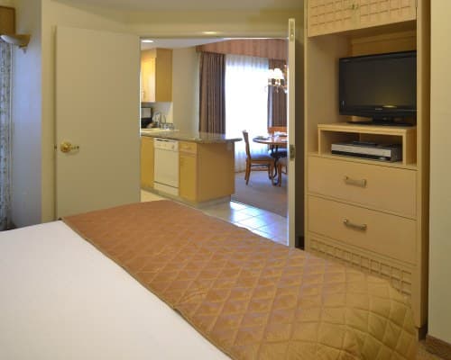 Polo Towers Suites, a Hilton Vacation Club – photo 6