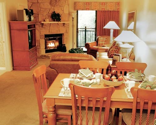 Gatlinburg Town Square Resort - 2 Nights – photo 12