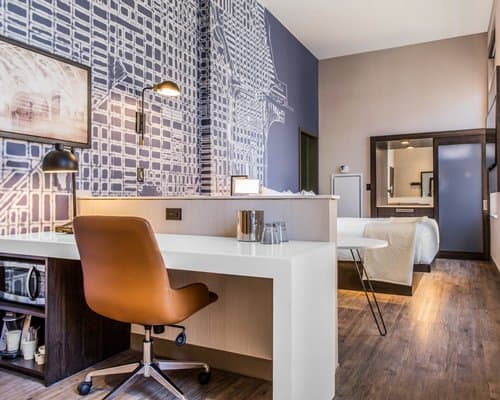Cambria Chicago - 3 Nights – photo 10